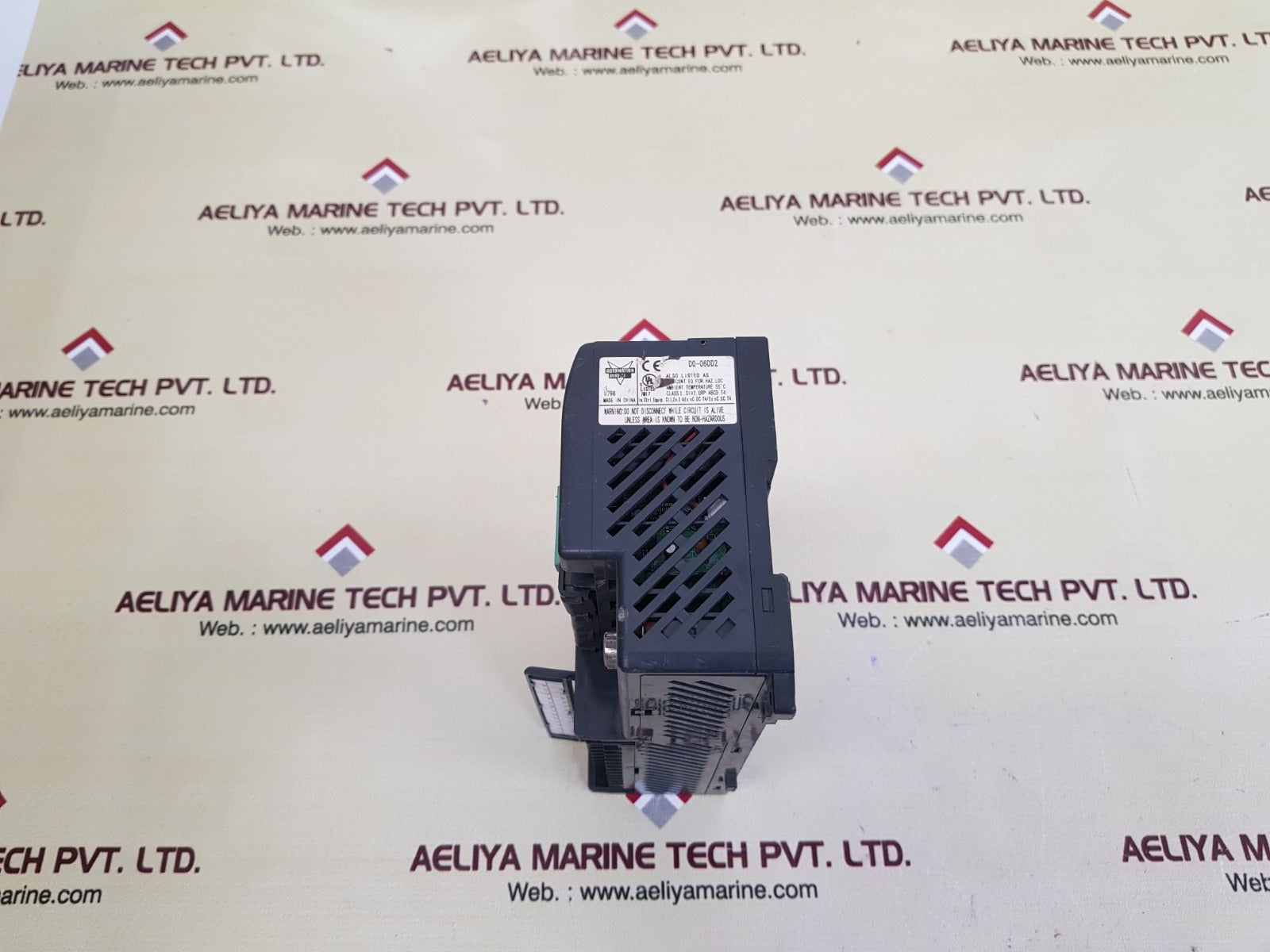 Automation direct logic 06 koyo d0-06dd2 plc module