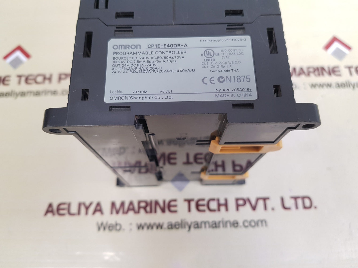 Omron cp1e-e40dr-a programmable controller