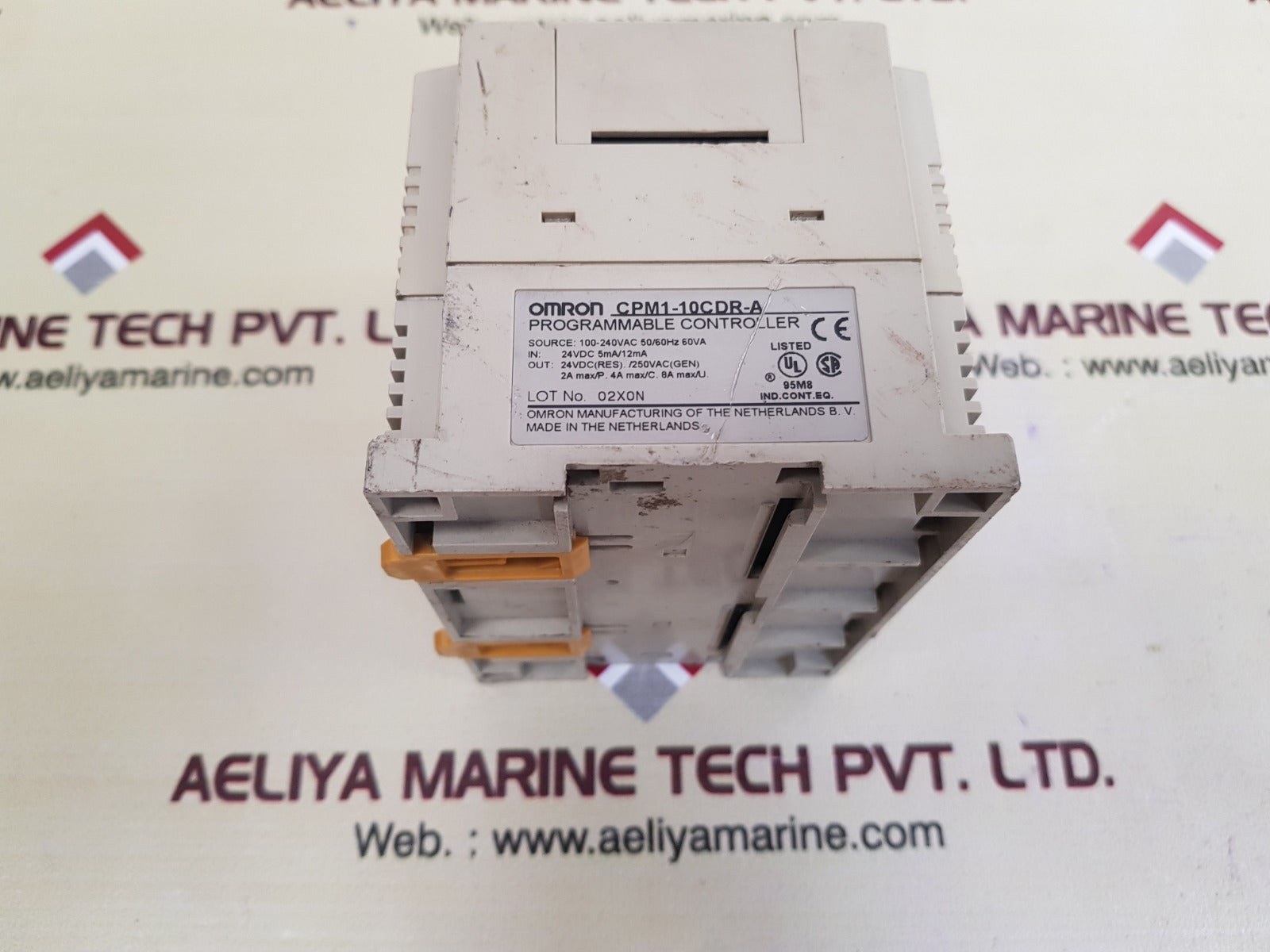 Omron cpm1-10cdr-a programmable controller 100-240vac 50/60hz 60va