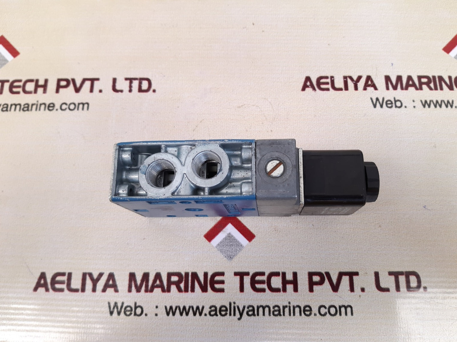 Rexroth 3723522220 pneumatic & control valve