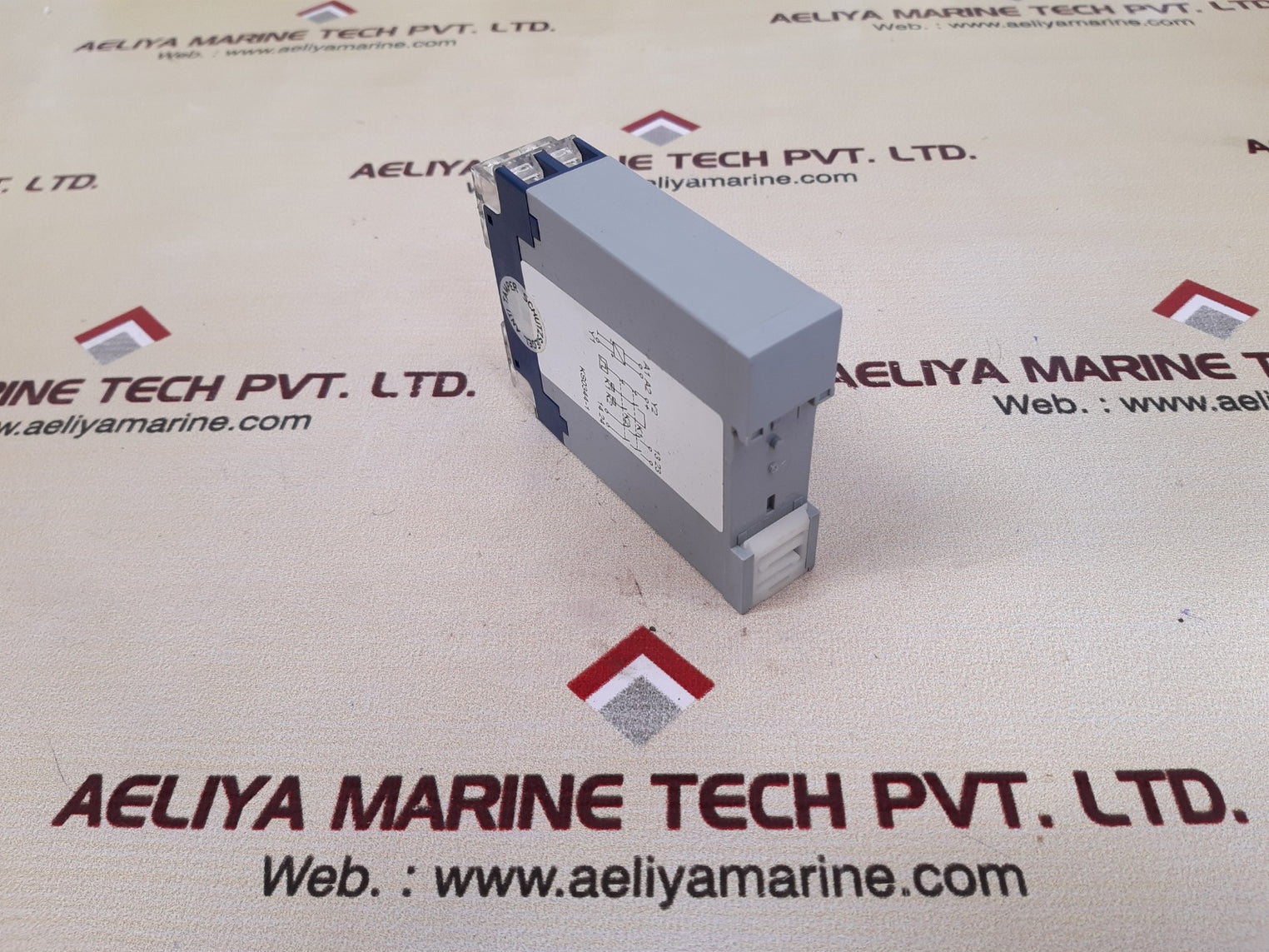 Schleicher sno 2004-17 safety relay