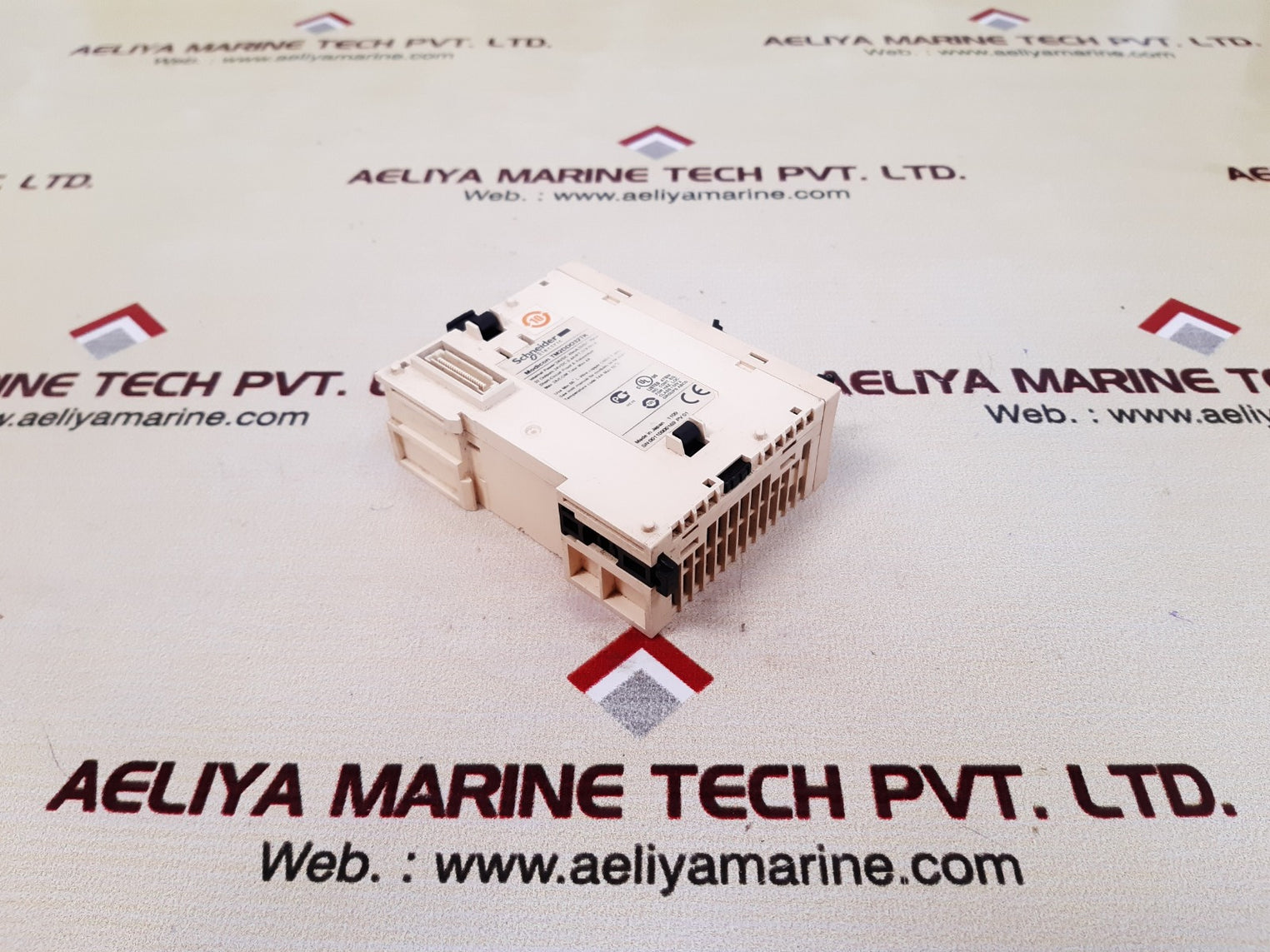 Schneider modicon tm2ddo32tk expansion unit 