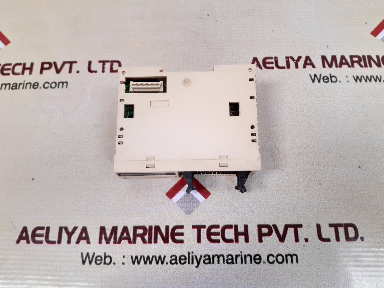 Schneider modicon tm2ddi32dk expansion unit 