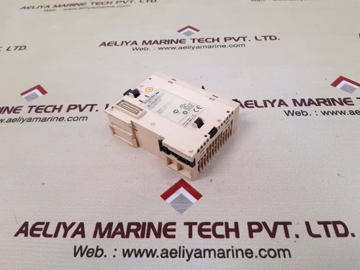 Schneider modicon tm2ddi32dk expansion unit 