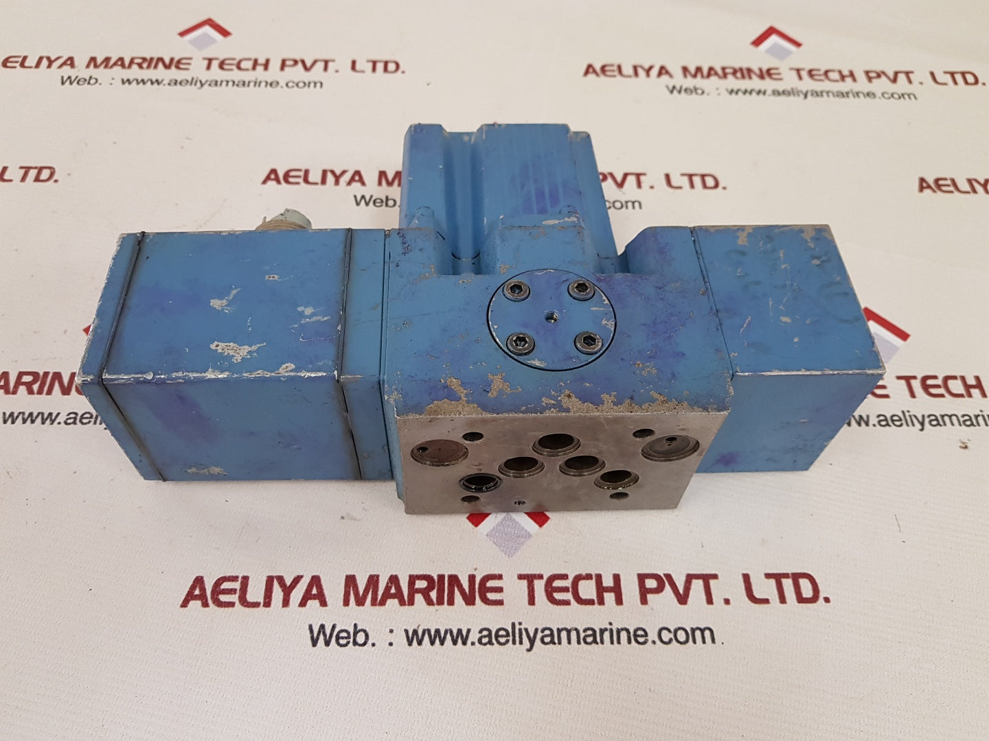 Moog d661z4754 hydraulic valve p80hxam6nea2-k