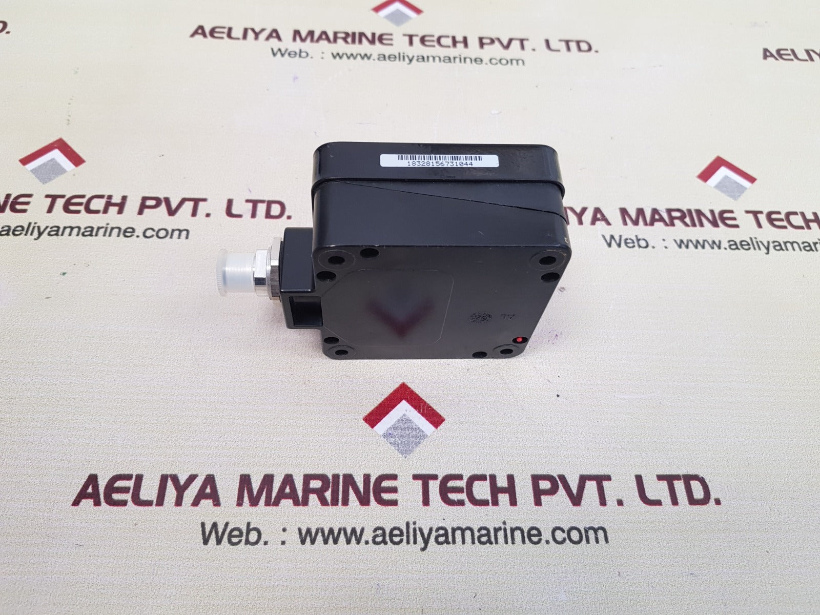 Pepperl+fuchs ncb50-fp-e2-c-p3-v1 inductive proximity sensor 