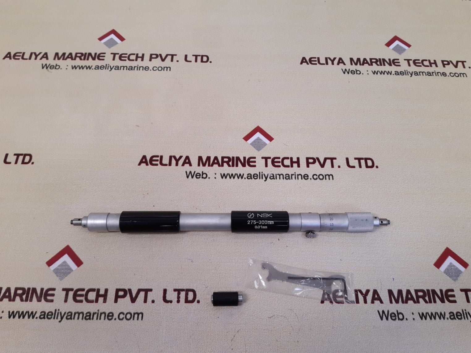 Nsk japan micrometer 275-300mm  