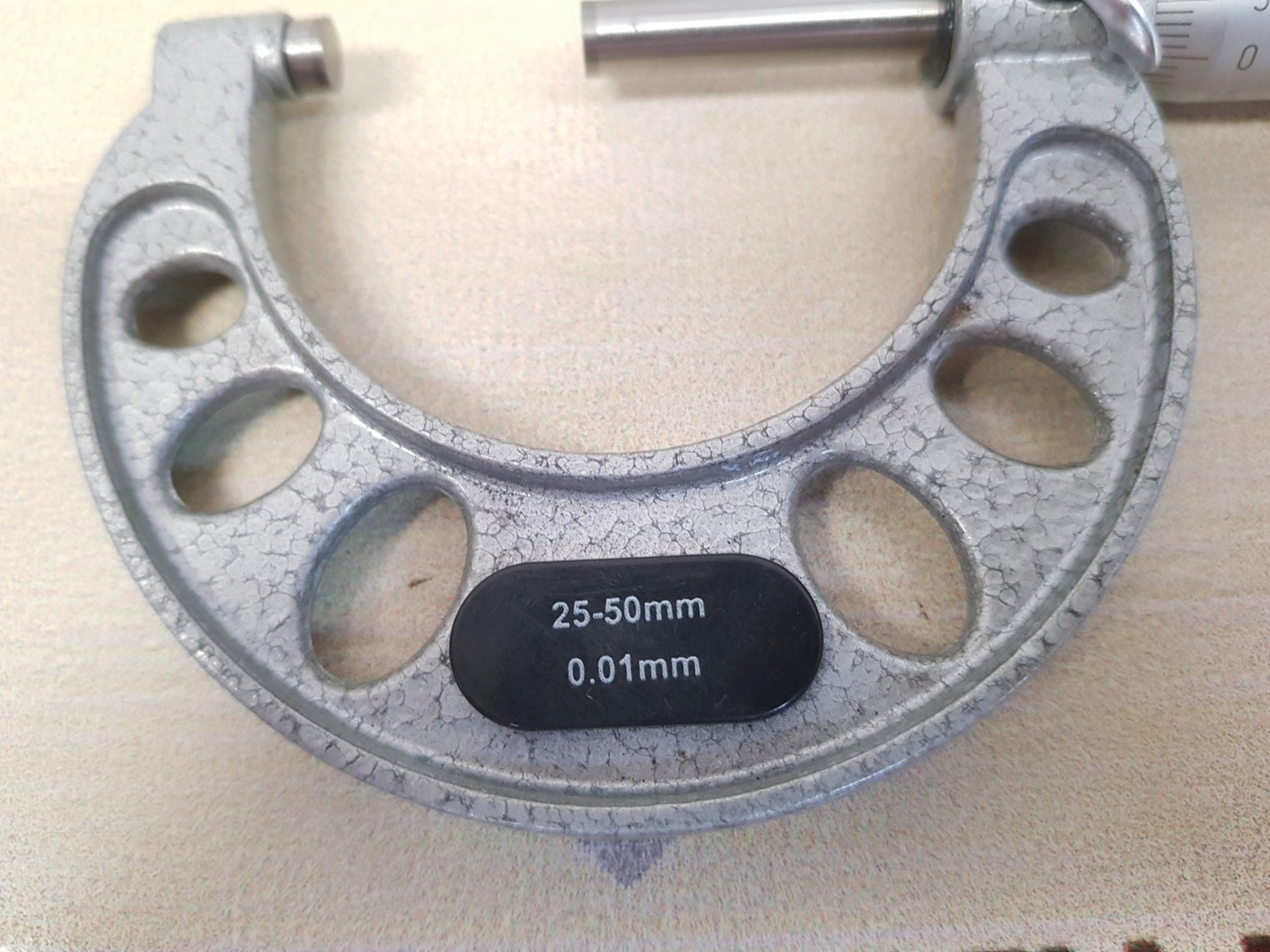 N.s.k 25-50mm 0.01mm  outside micrometer