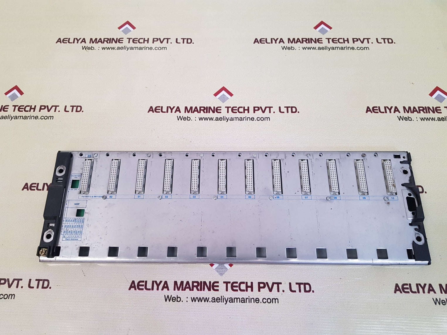 Schneider tsxrky12 12 slot chassis rack