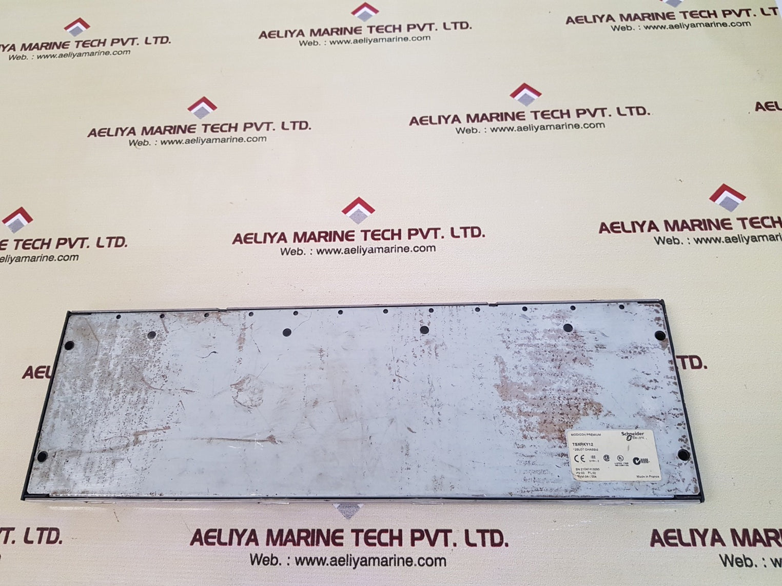 Schneider tsxrky12 12 slot chassis rack