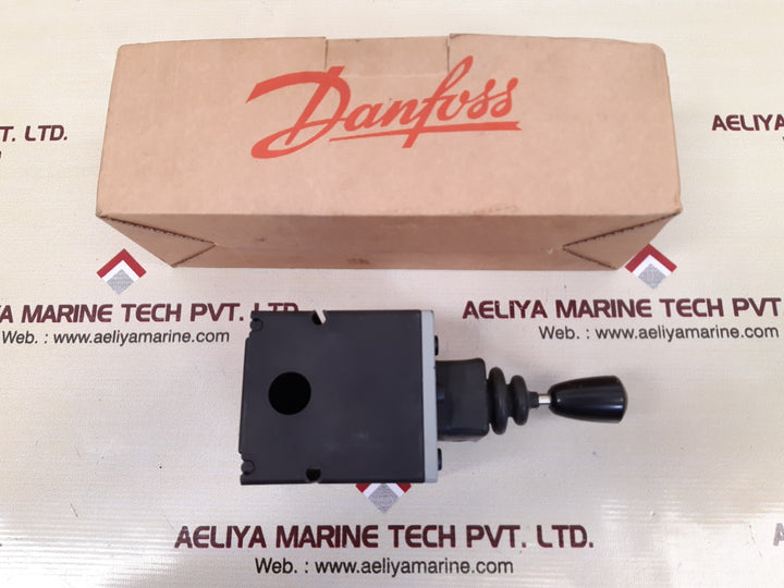 Danfoss 155b4212 electric remote control