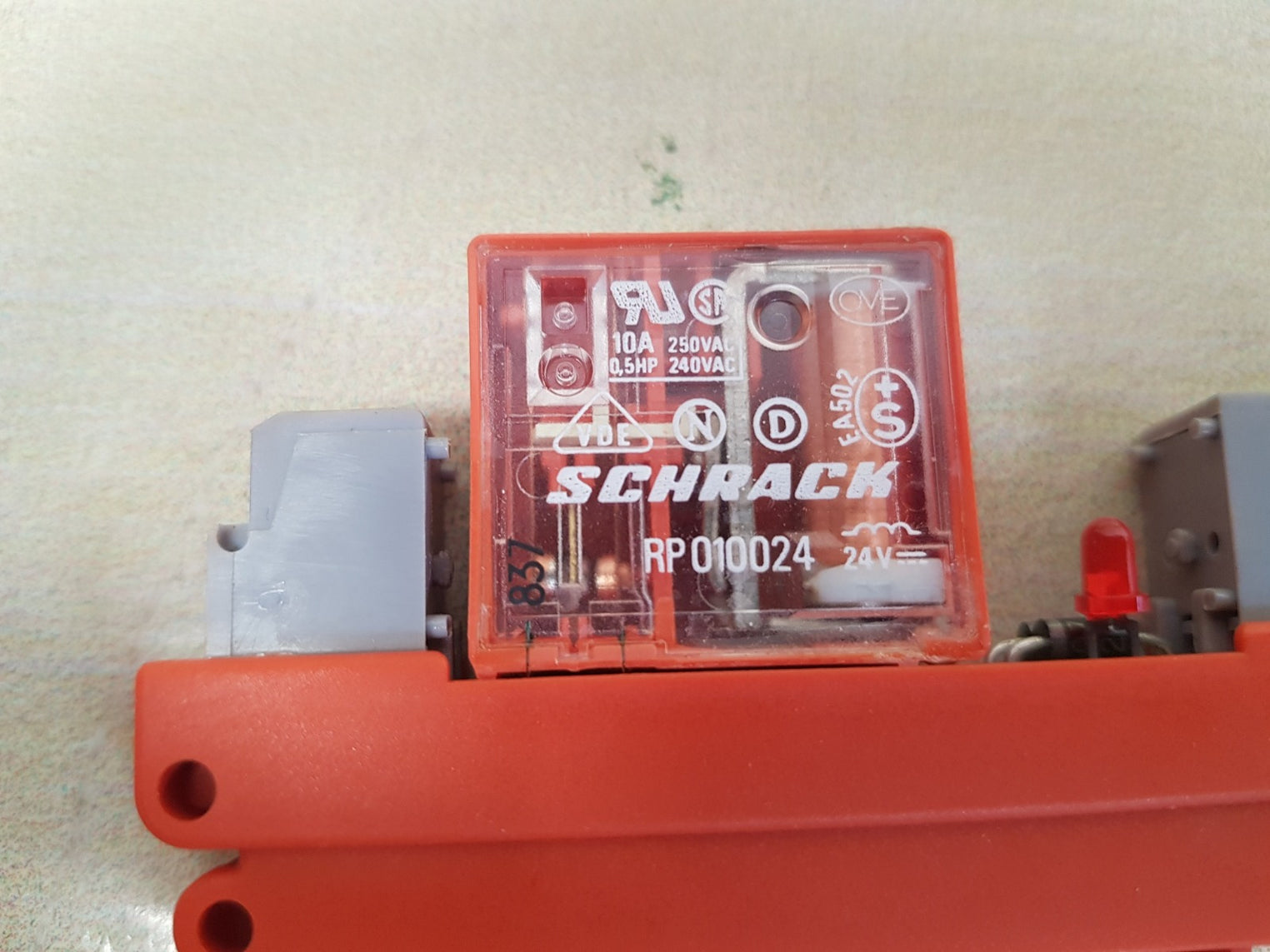 Schrack entrelec rp010024 coil relay 24vdc