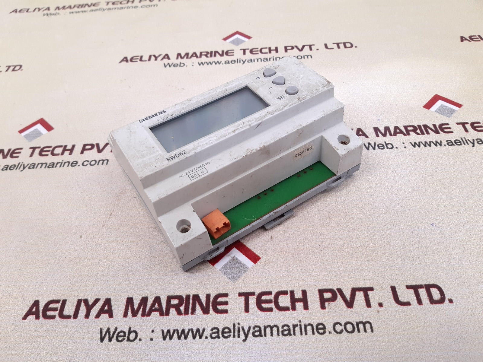 Siemens rwd62 temperature controller