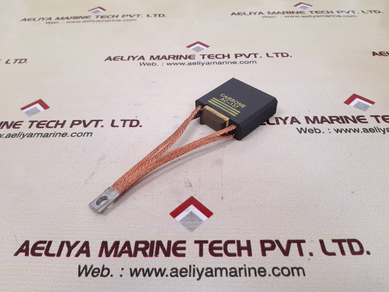 Set of 2x Carbone ac-137 motor brush