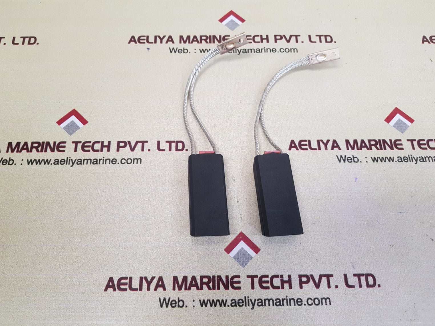 Set of 2x Helwig carbon 10-751230-768-2-05 carbon brush