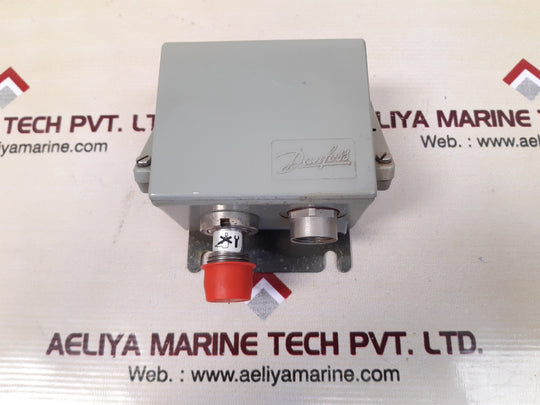 Danfoss emp2 pressure transmitter 084g2136 