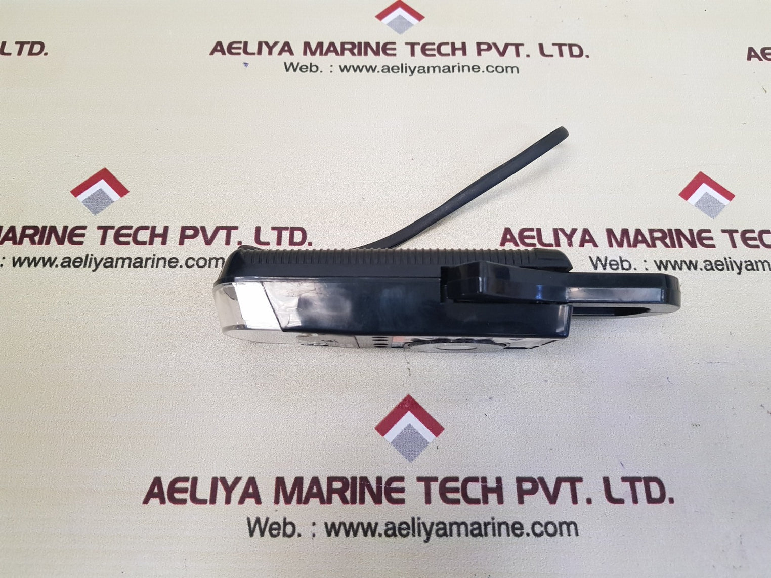 Sanwa cam-310 analog pointer clamp meter