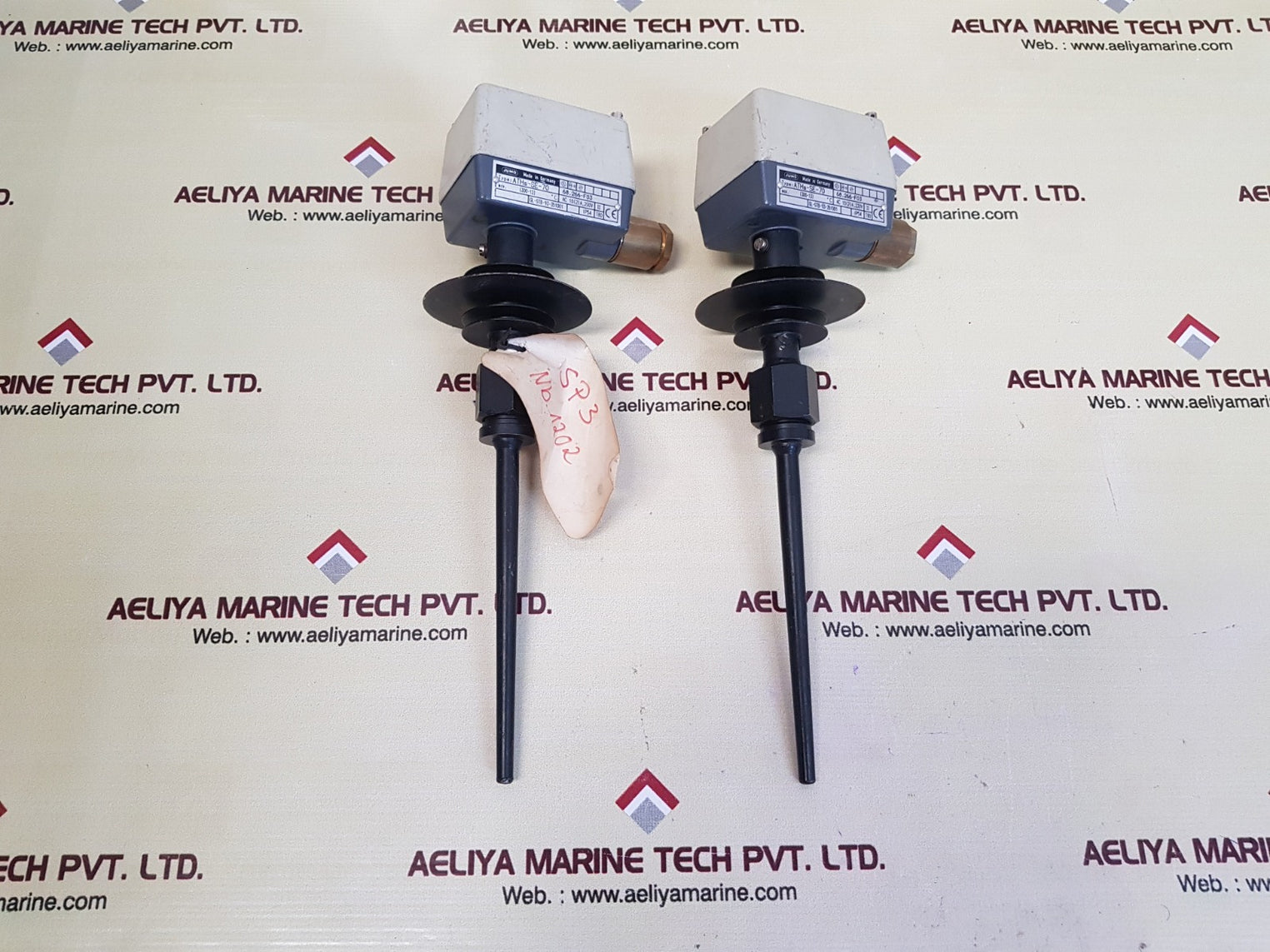 Jumo aths-se-70 surface-mounting thermostat