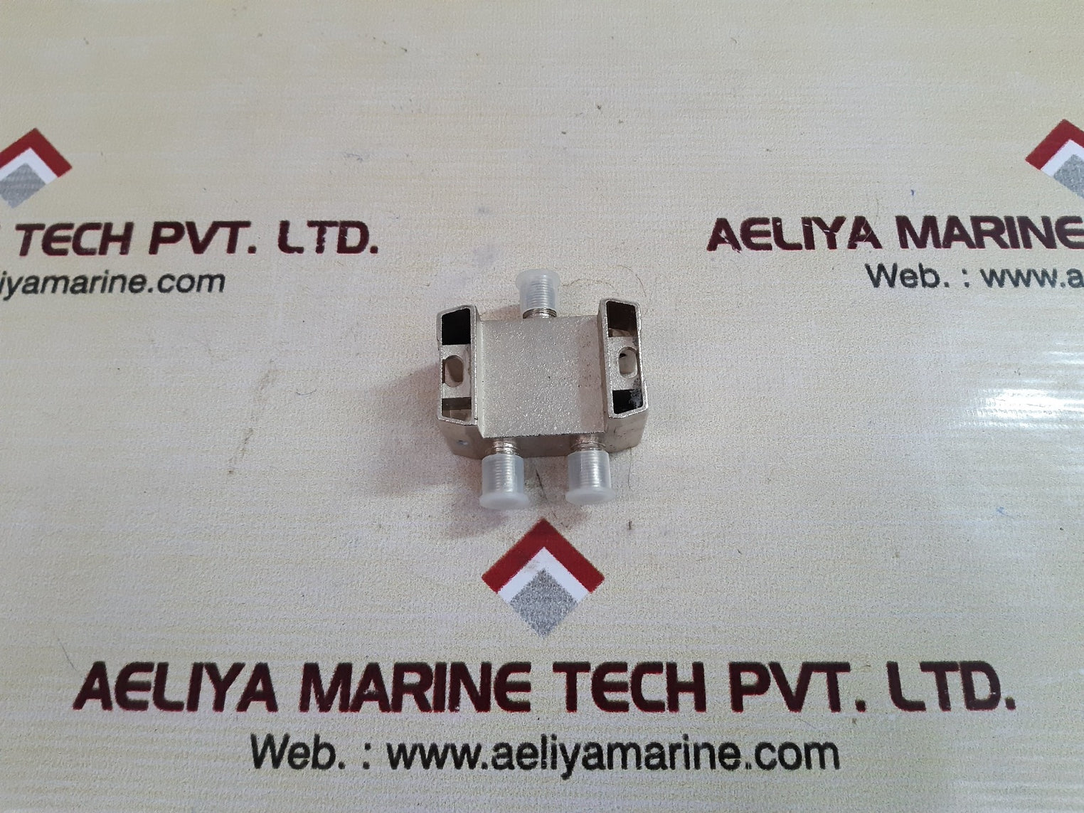 Wsc0292sa 2-way splitter