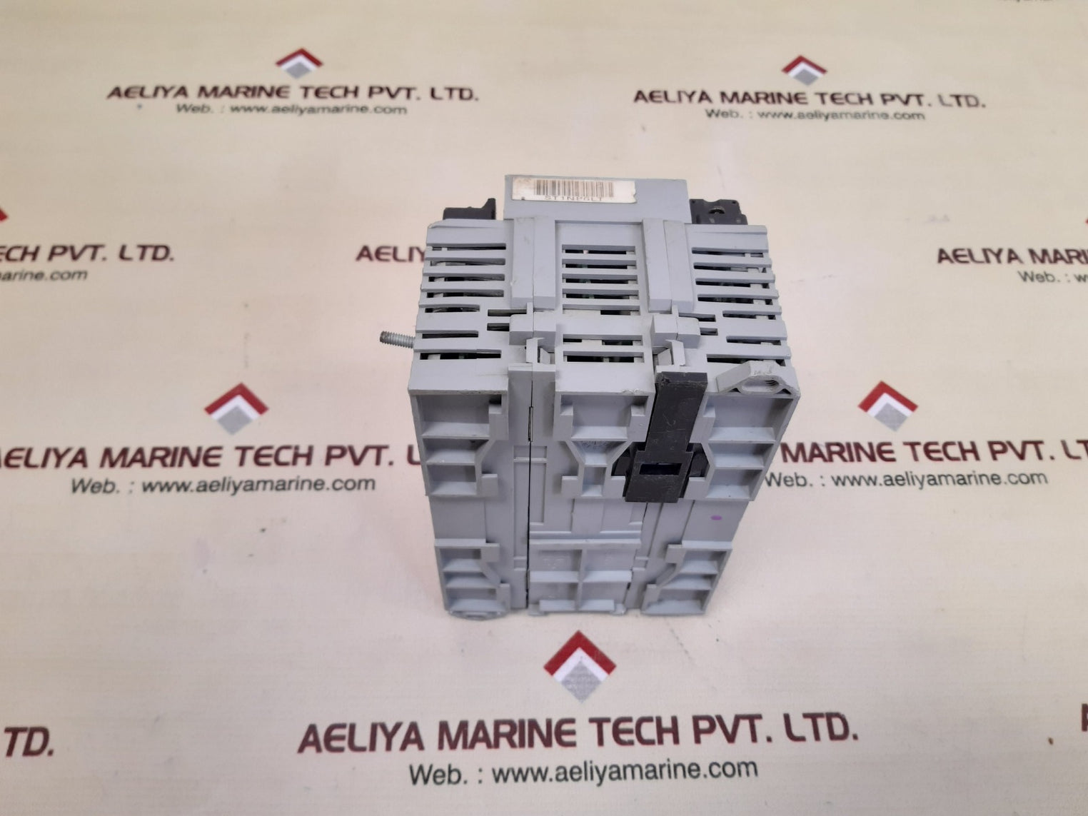 Allen-bradley 1791-0b32 ser.b rev.c01 i/o block