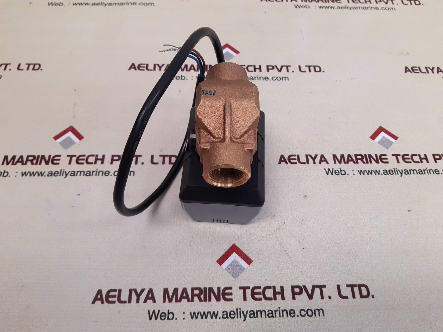 Honeywell vc6013 2-way valve actuator 