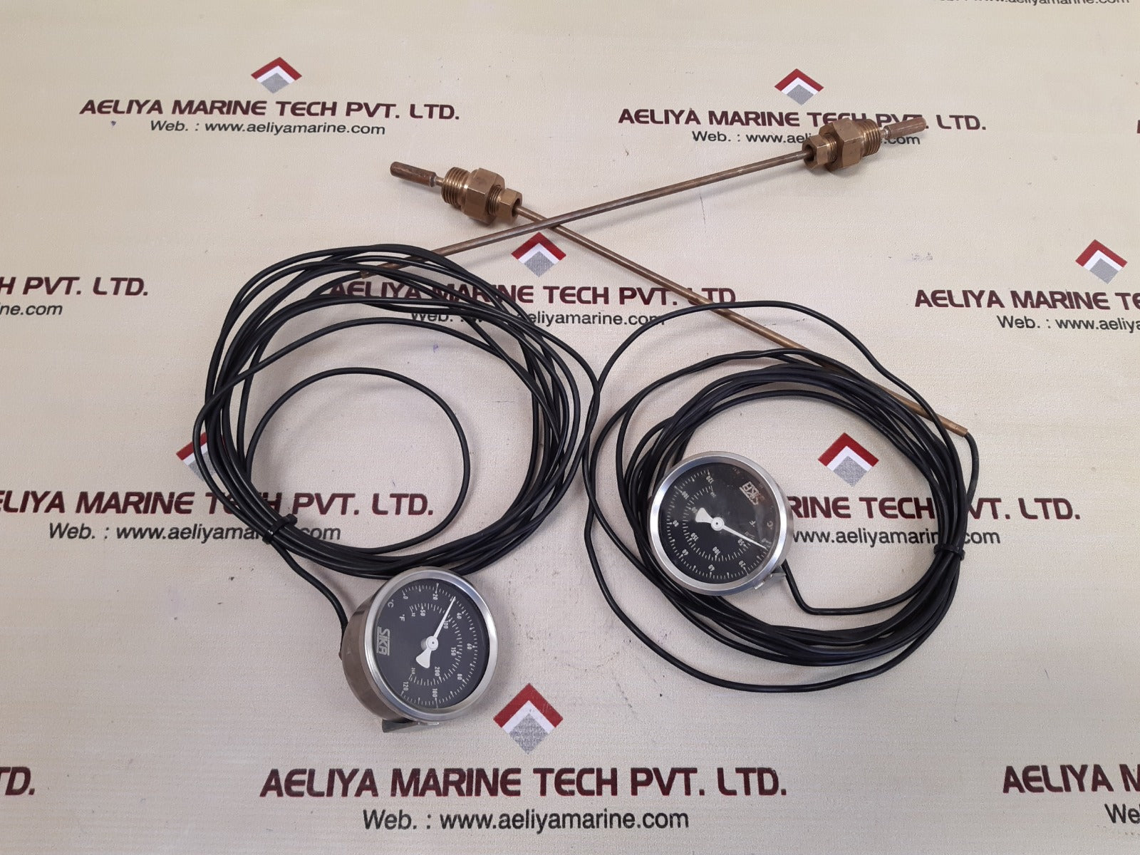 Sika 608201/2160-818-11-4500-847-8,5-104-96-46-300/ 411,521,522 thermometer 
