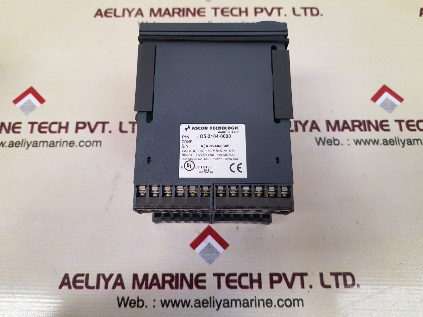 Ascon q5-3104-0000 display temperature controller 