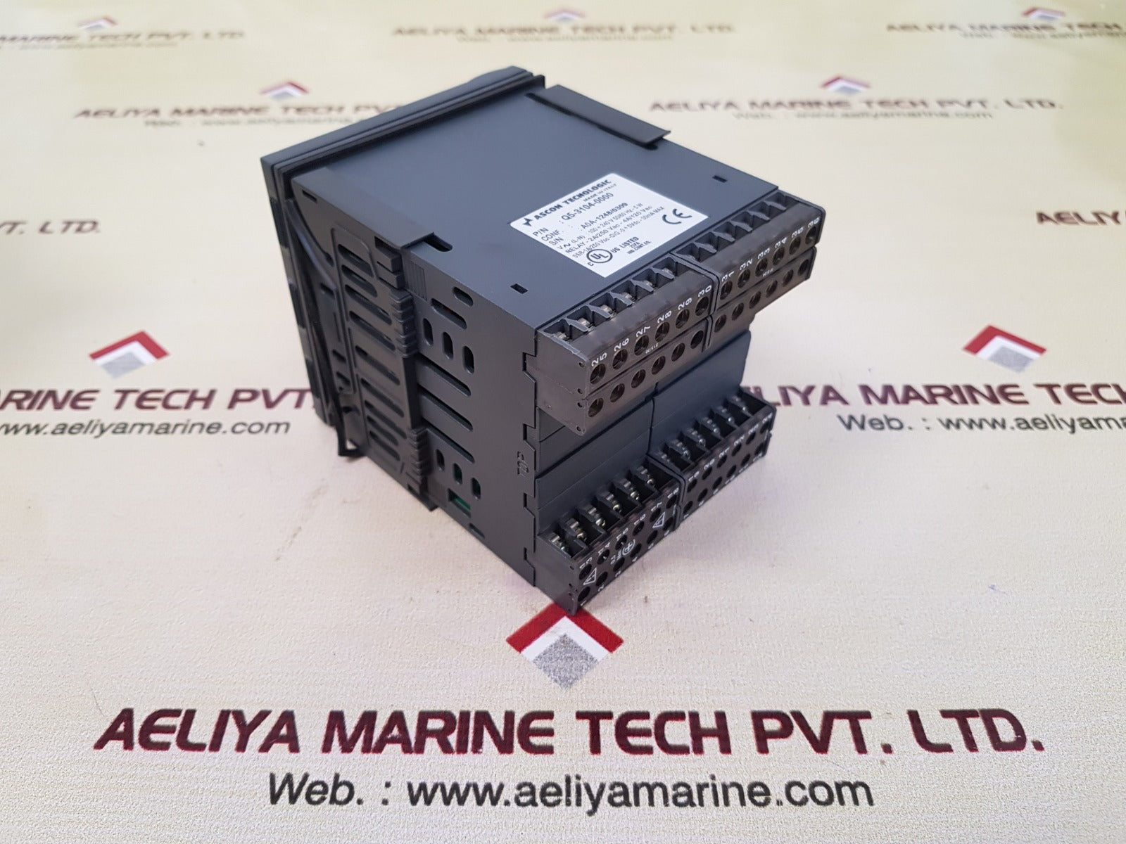Ascon q5-3104-0000 display temperature controller 