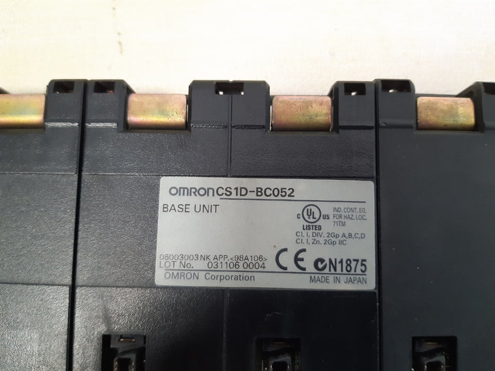 Omron cs1d-bc052 base unit