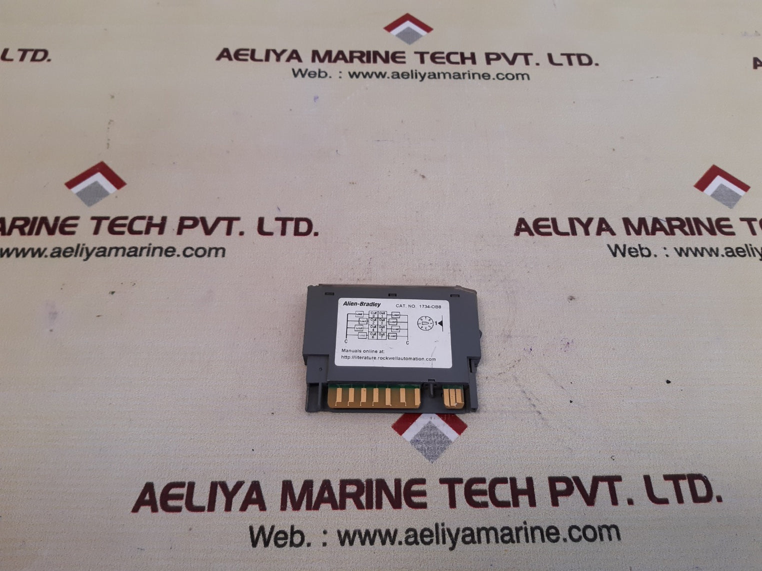 Allen-bradley 1734-0b8 ser.c output module