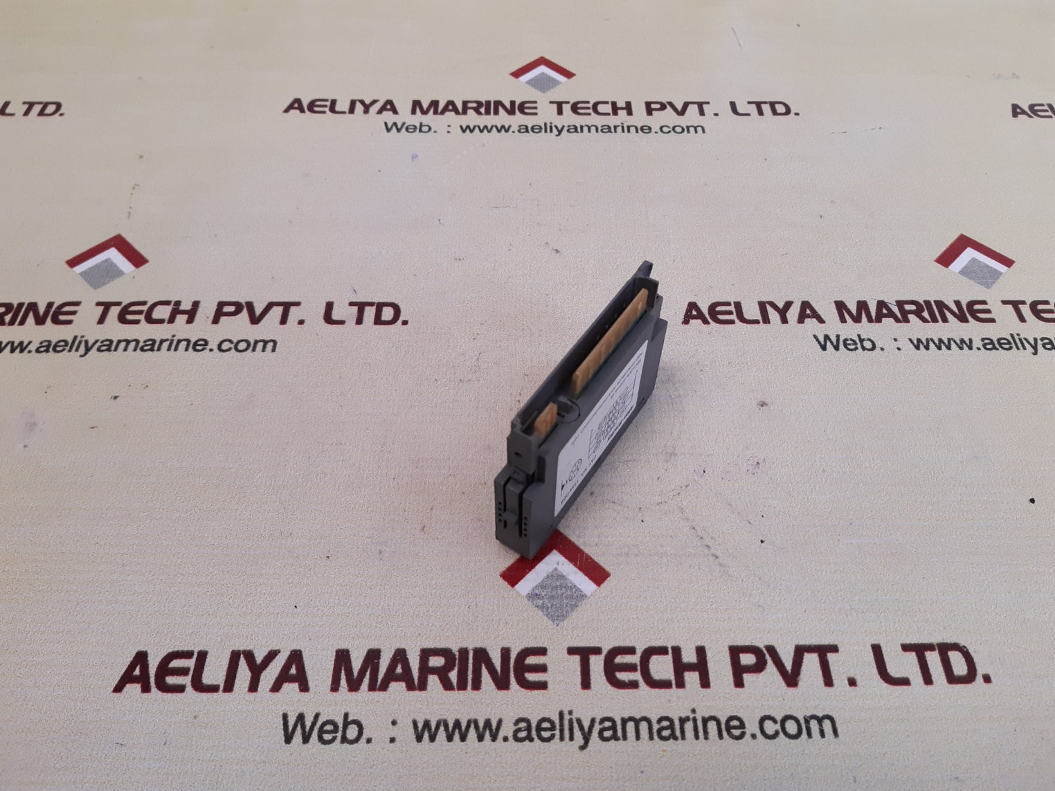 Allen-bradley 1734-0b8 ser.c output module