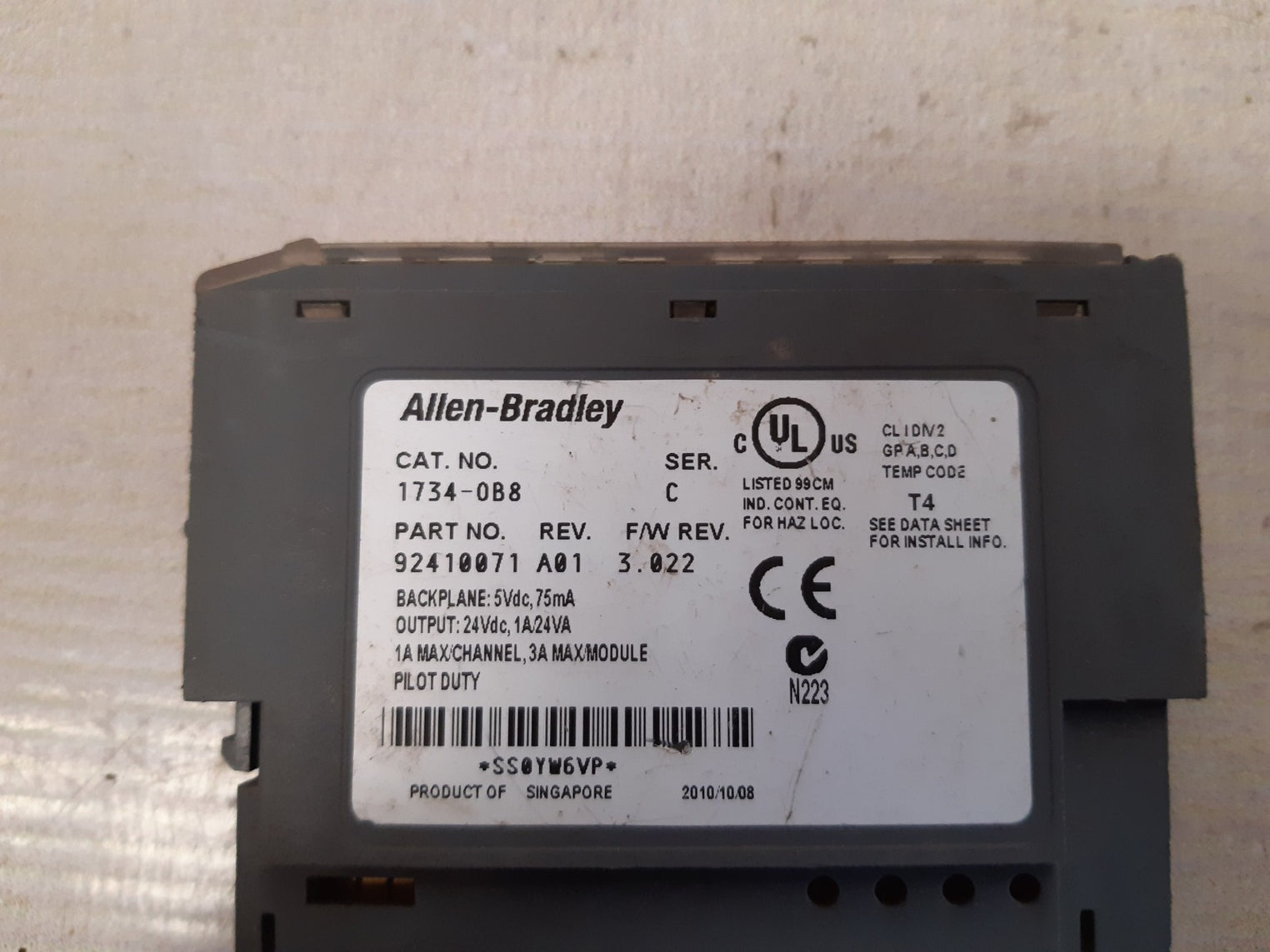 Allen-bradley 1734-0b8 ser.c output module