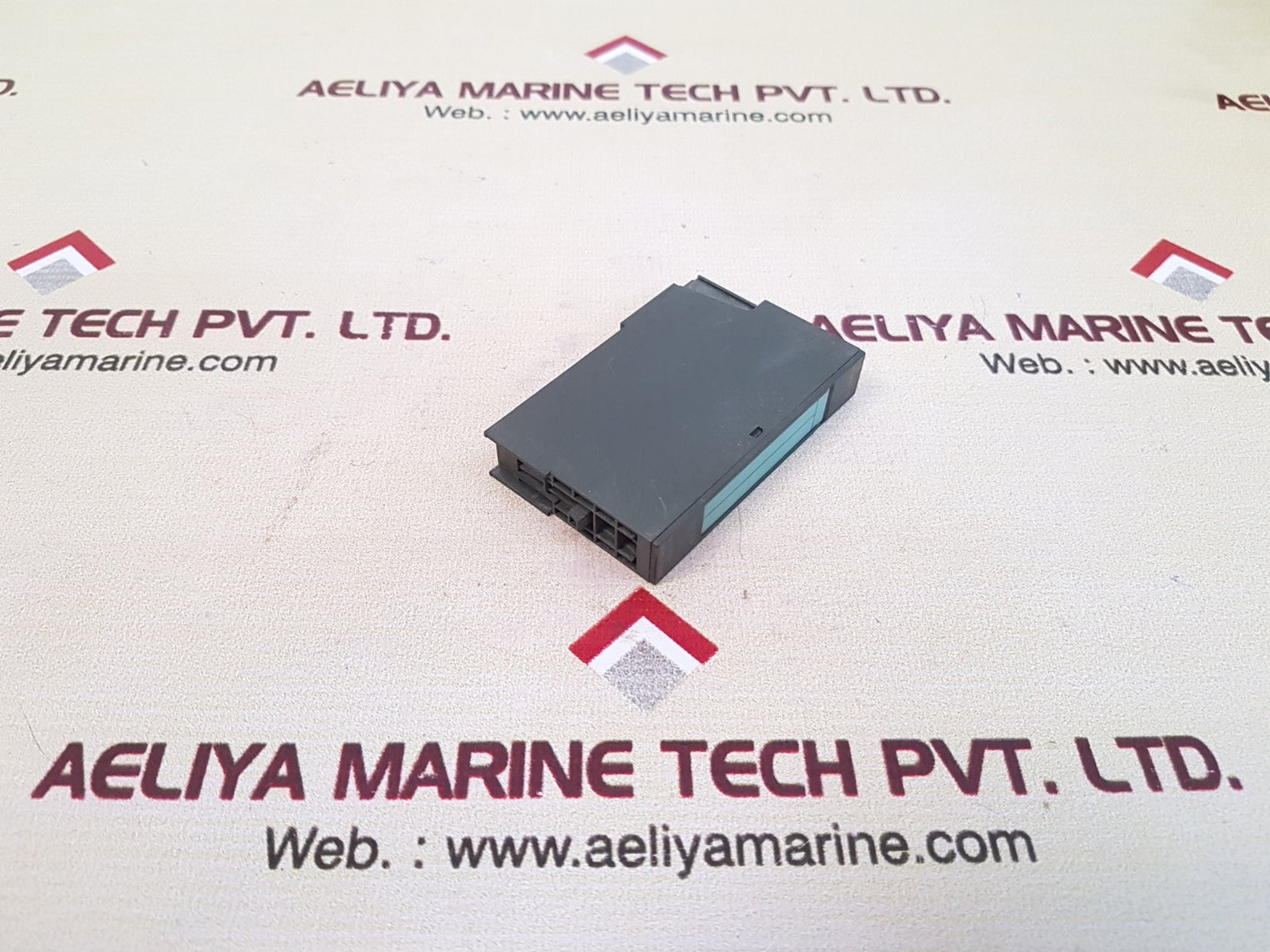 Siemens simatic s7 6es7 132-4bb01-0aa0 output module