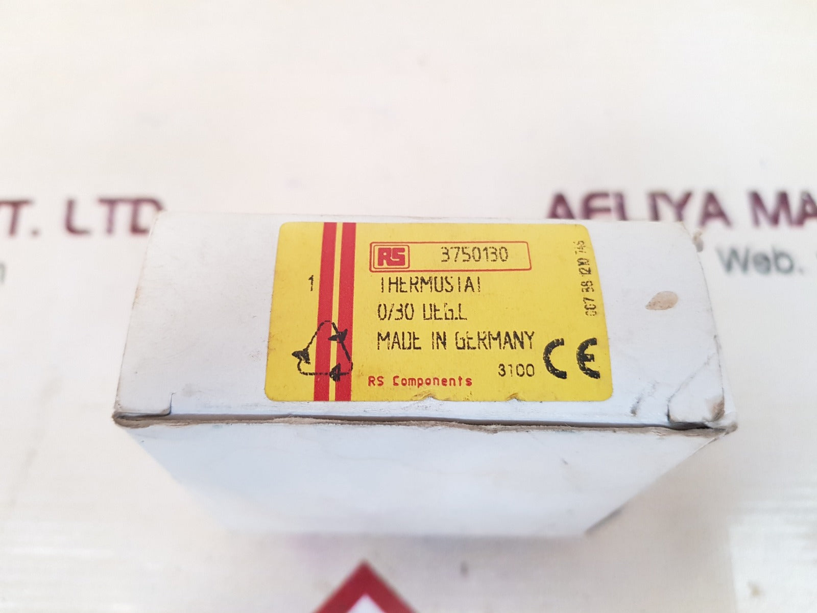 Eberle rtr-e 3521 room temperature controller