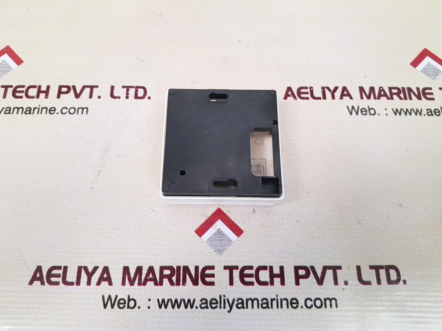 Eberle rtr-e 3521 room temperature controller