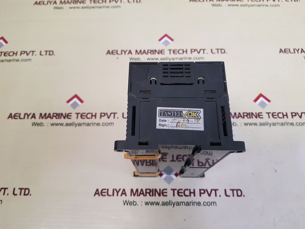 Omron cp1e-n60dt-a programmable controller