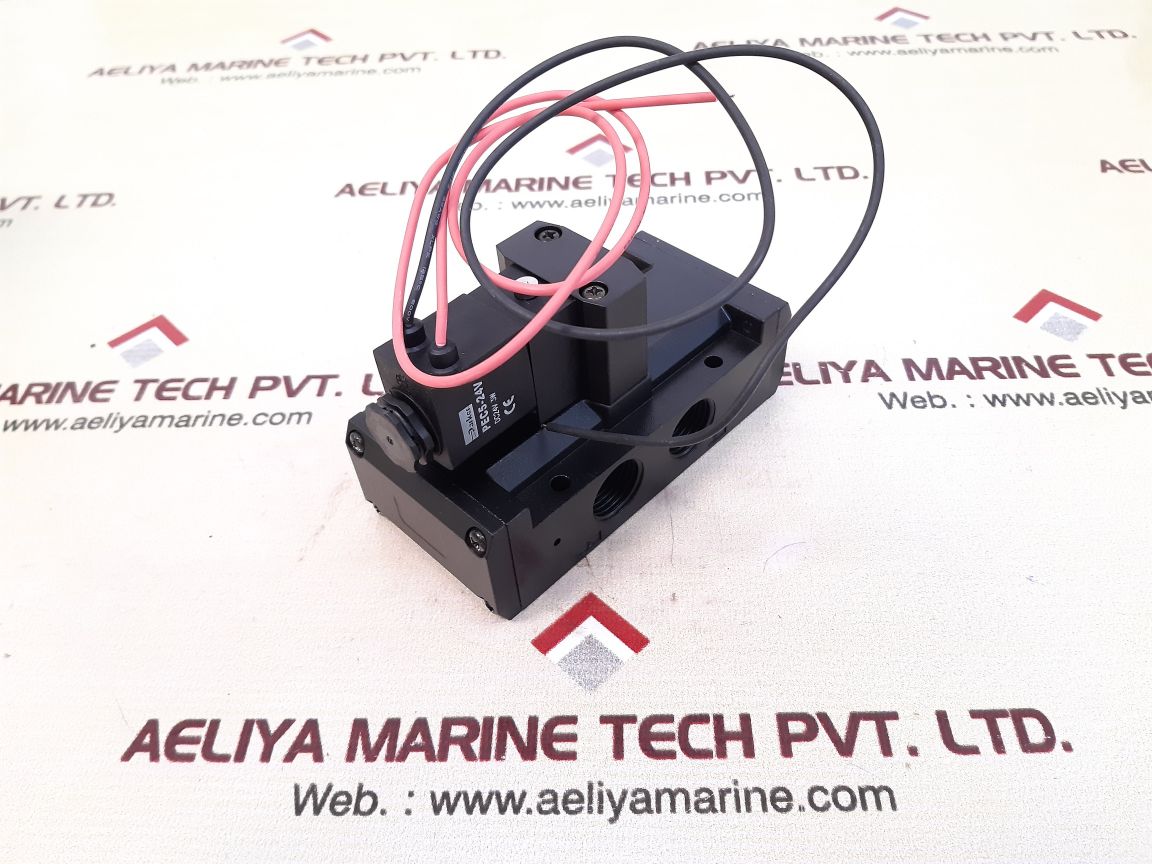 Parker phs540s-15 1/2" pneumatic solenoid valve