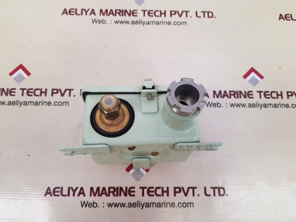 Saginomiya sns-c110w pressure controls switch range 0.1 ~ 1 mpa