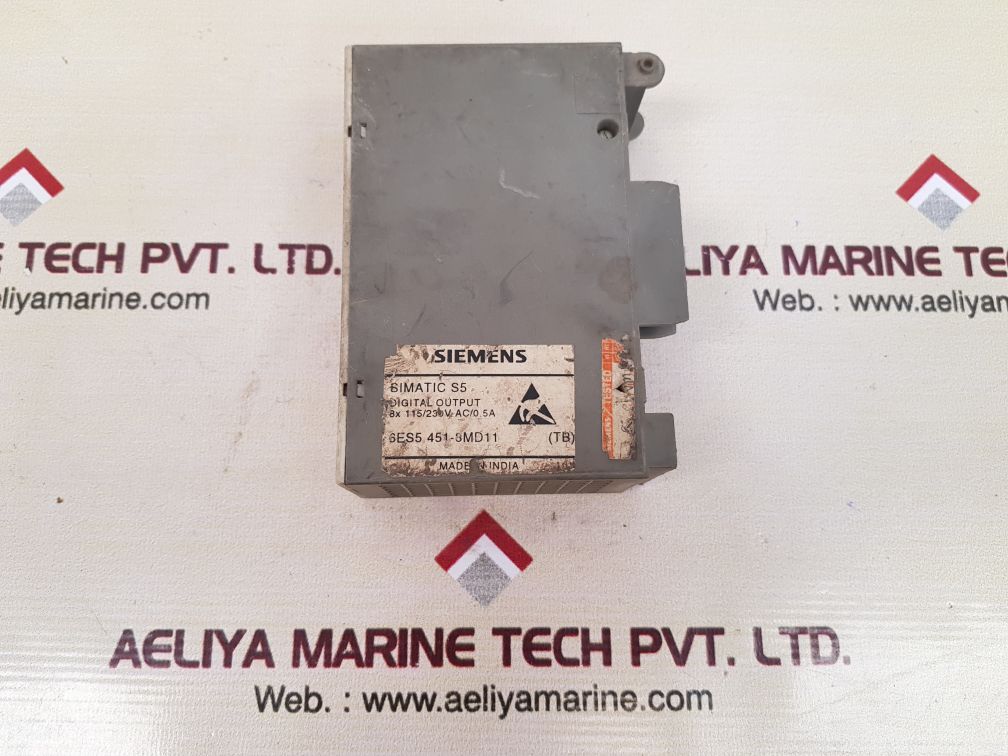 Siemens simatic s5 6es5 451-8md11 digital output module 