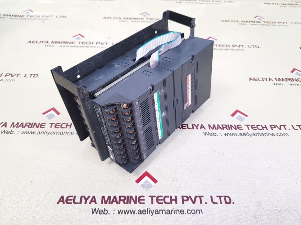 Idec izumi fa-1j pfj-t081u with pfj-n162u i/o unit relay