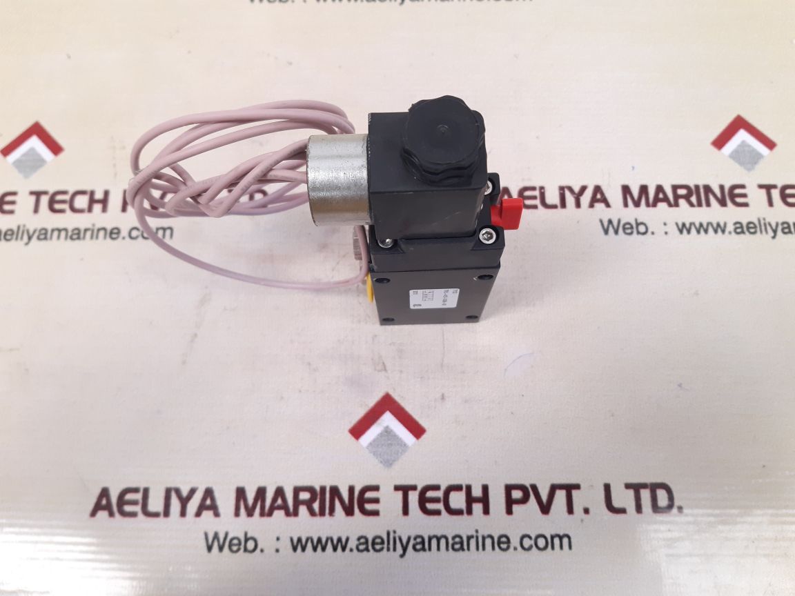 Tyco 791l-412-c4da-00 solenoid valve with av 7019-9dac coil 