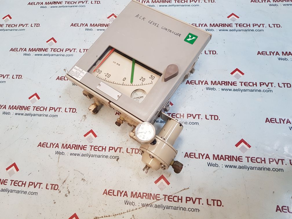 Azbil kfpa12-03821a1t-7 blr level controller with kz03-1a air regulator
