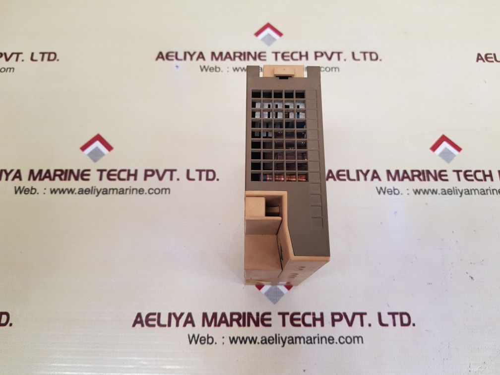 Siemens simatic s5-100u 6es5 931-8md11 power supply module