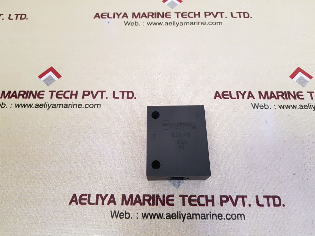 Sun hydraulics ecu/s valve block ifs3