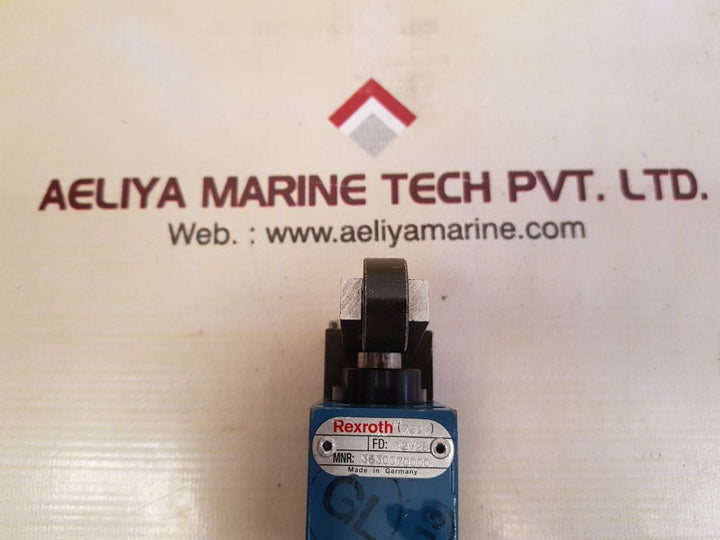 Rexroth 3630070000 roller lever pneumatic directional valve 