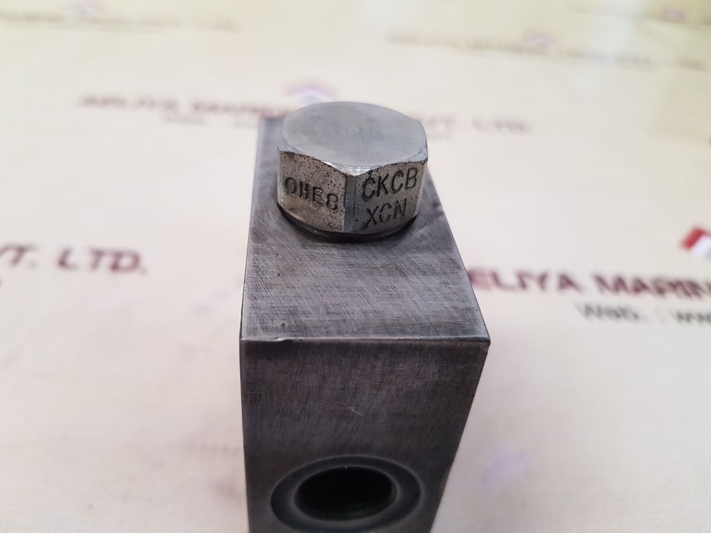 Sun hydraulics ecu/s valve block 0gq8-ab