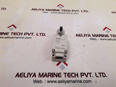 Yamatake 1ls1-j micro limit switch