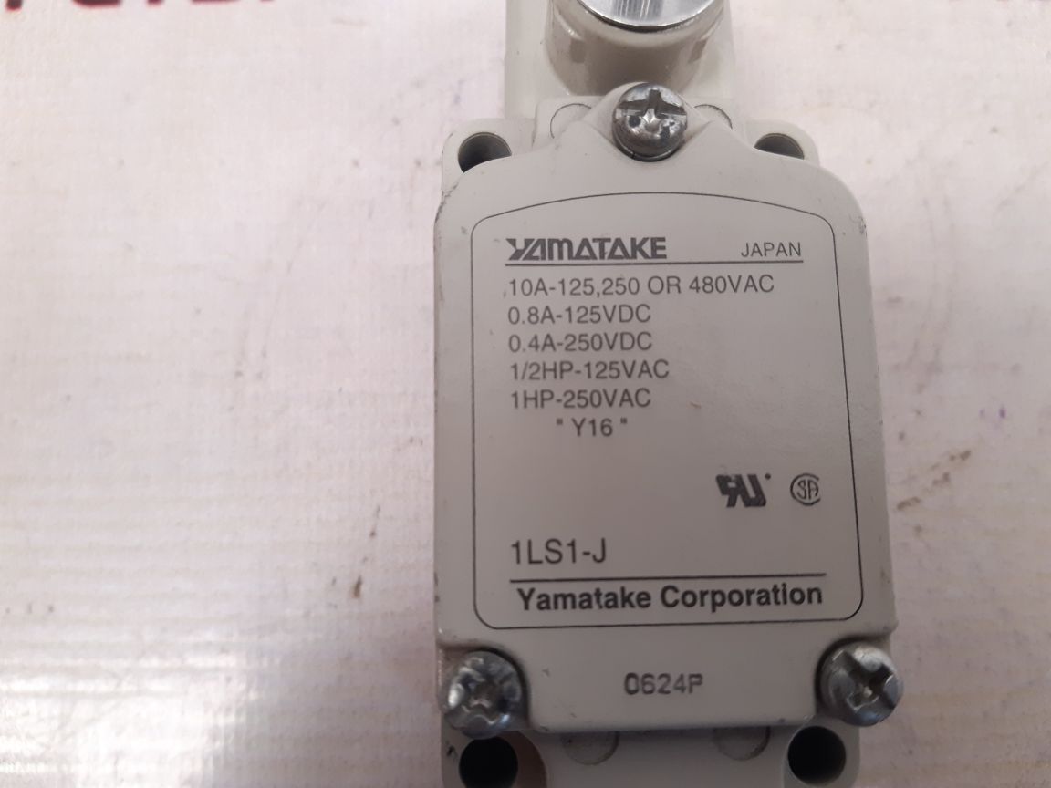 Yamatake 1ls1-j micro limit switch
