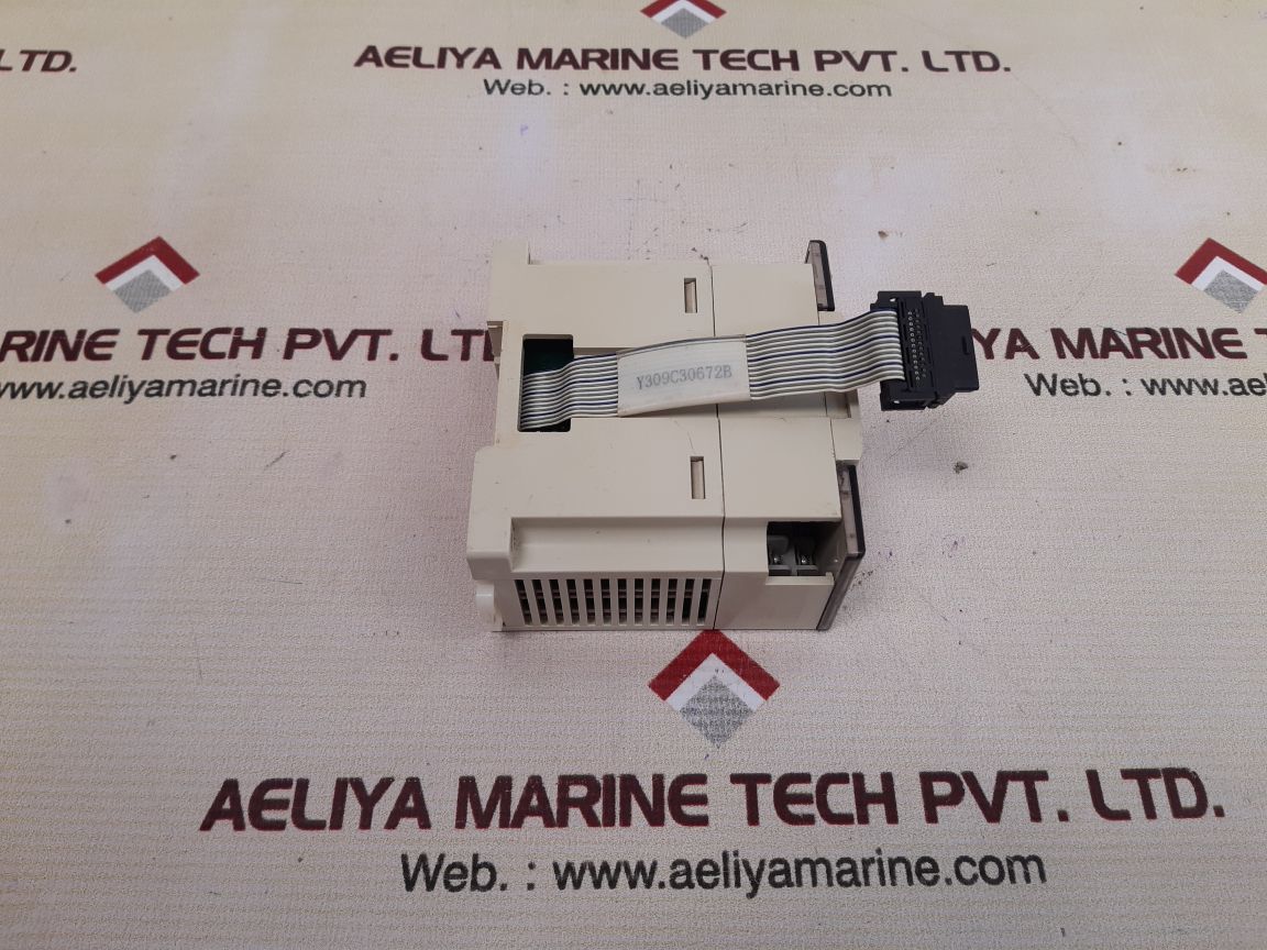 Mitsubishi fxon-8eyr-es/ul programmable controller 