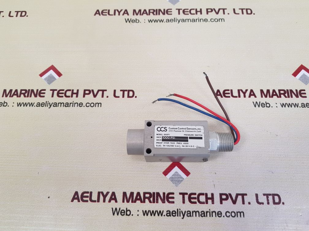 Custom control sensors 690p1 pressure switch